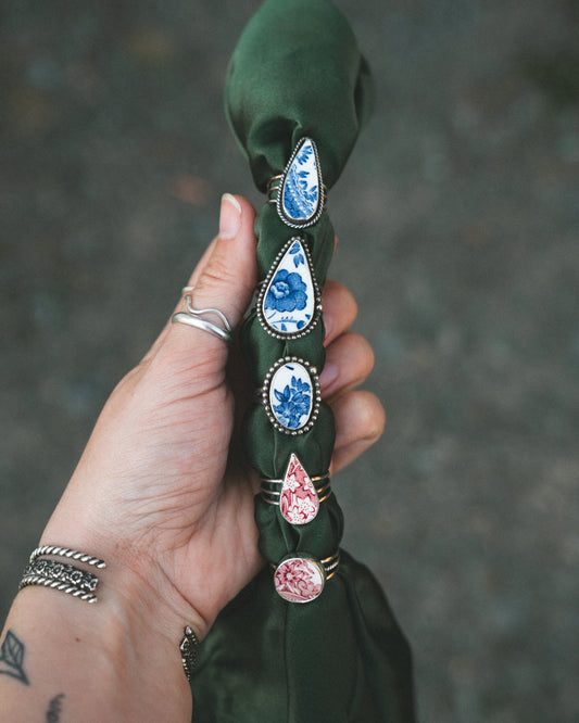 The Heirloom Bloom Ring Size 7.5