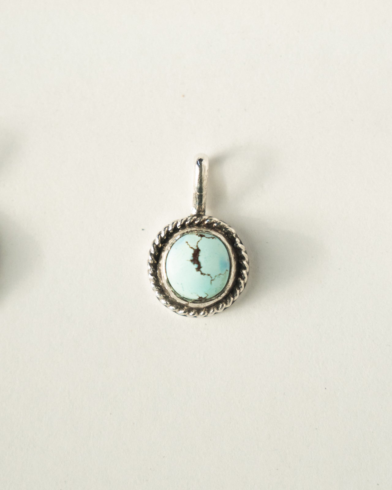 The Classic Necklace - Golden Hills