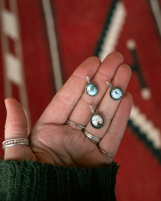 The Classic Necklace - White Buffalo