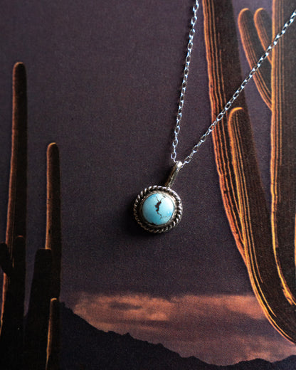 The Classic Necklace - Golden Hills